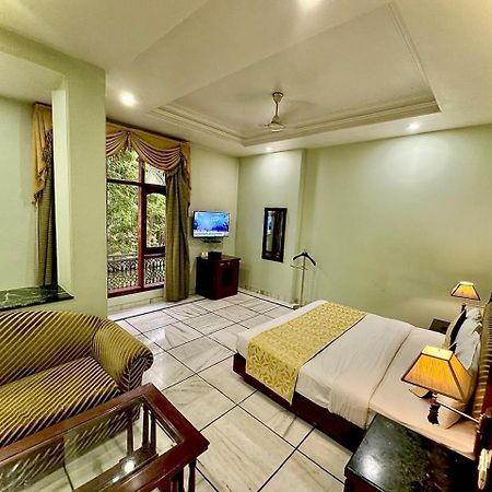 Hotel Florence Inn, Karol Bagh, New Delhi, 2 Min From Metro المظهر الخارجي الصورة