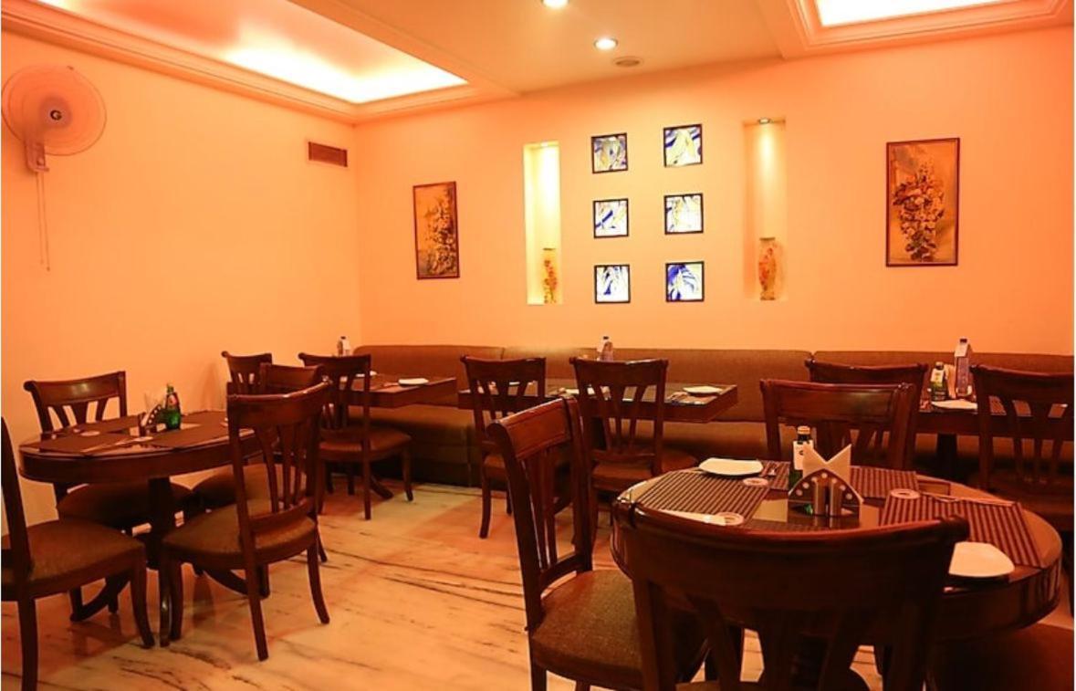 Hotel Florence Inn, Karol Bagh, New Delhi, 2 Min From Metro المظهر الخارجي الصورة