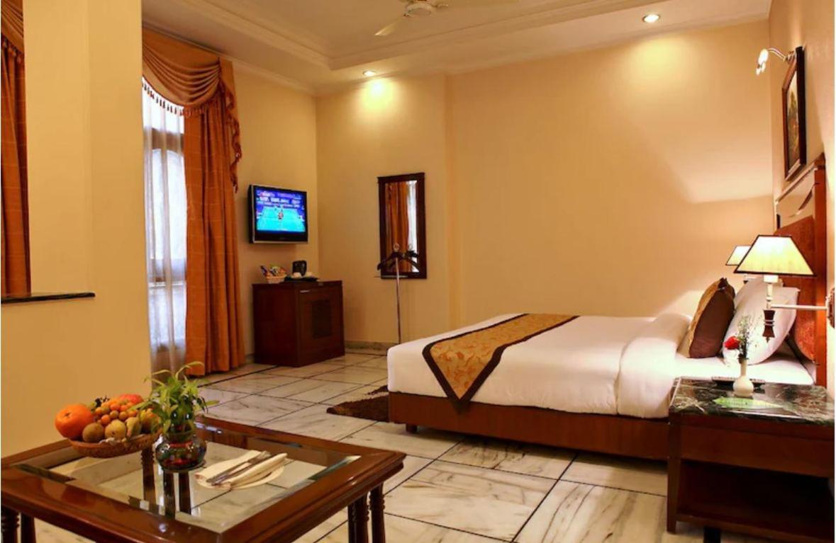 Hotel Florence Inn, Karol Bagh, New Delhi, 2 Min From Metro المظهر الخارجي الصورة
